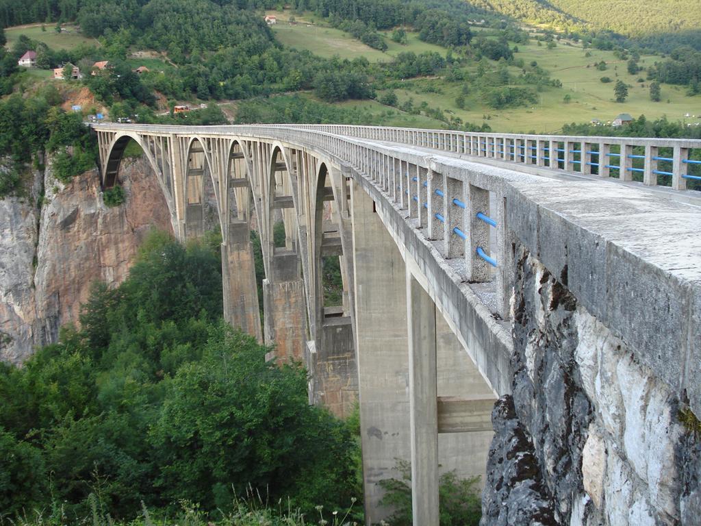 Guesthouse Planinarski dom Neviđen'o Žabljak Buitenkant foto